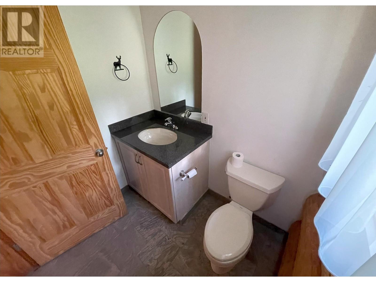 6326 Leamont Place Property Photo 18