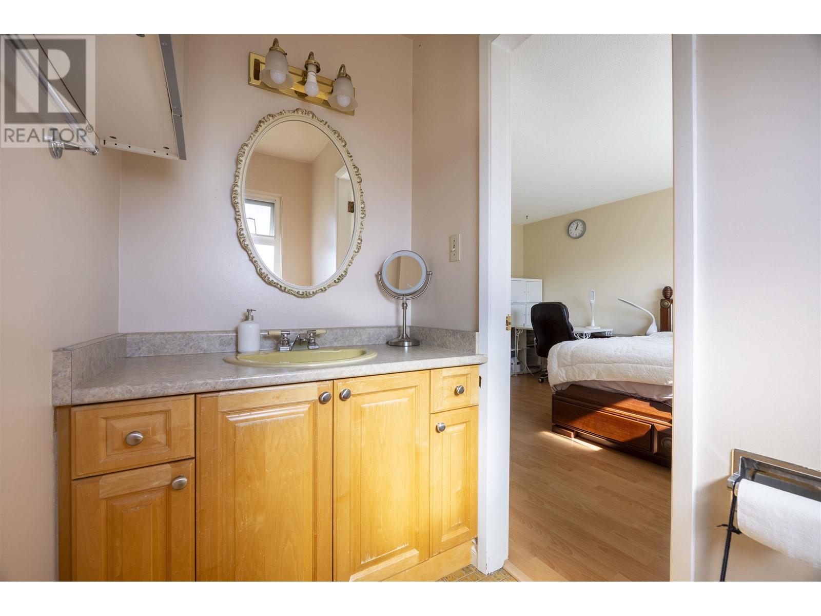 736 Sydney Avenue Property Photo 20