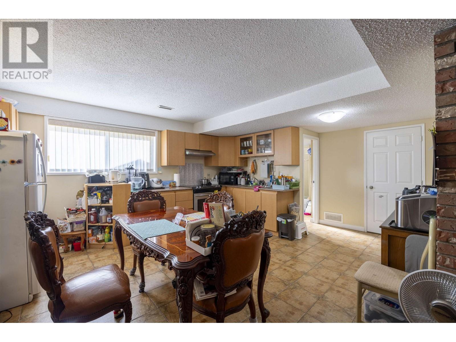 736 Sydney Avenue Property Photo 24