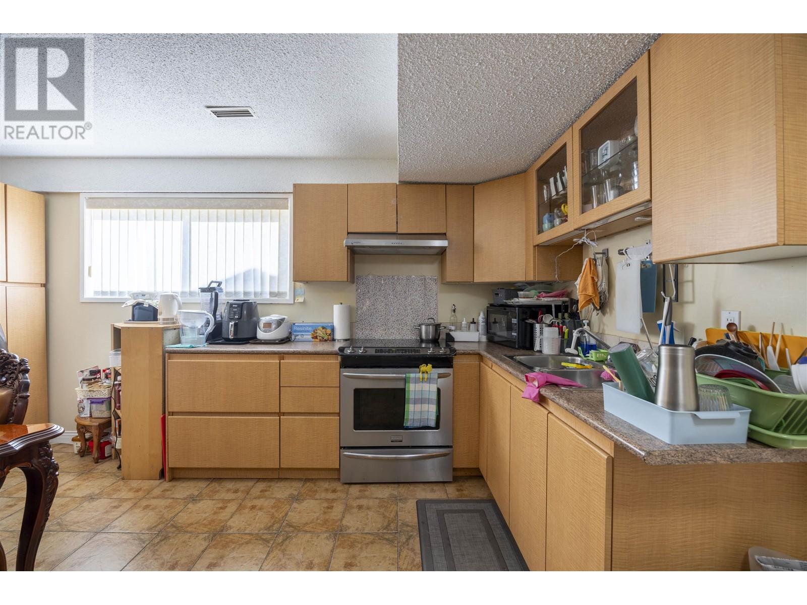 736 Sydney Avenue Property Photo 25