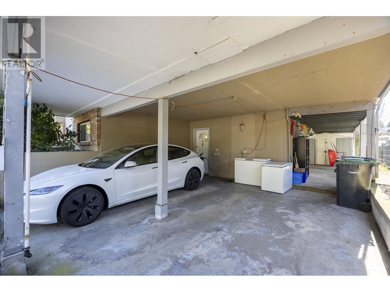 736 Sydney Avenue Property Photo 33
