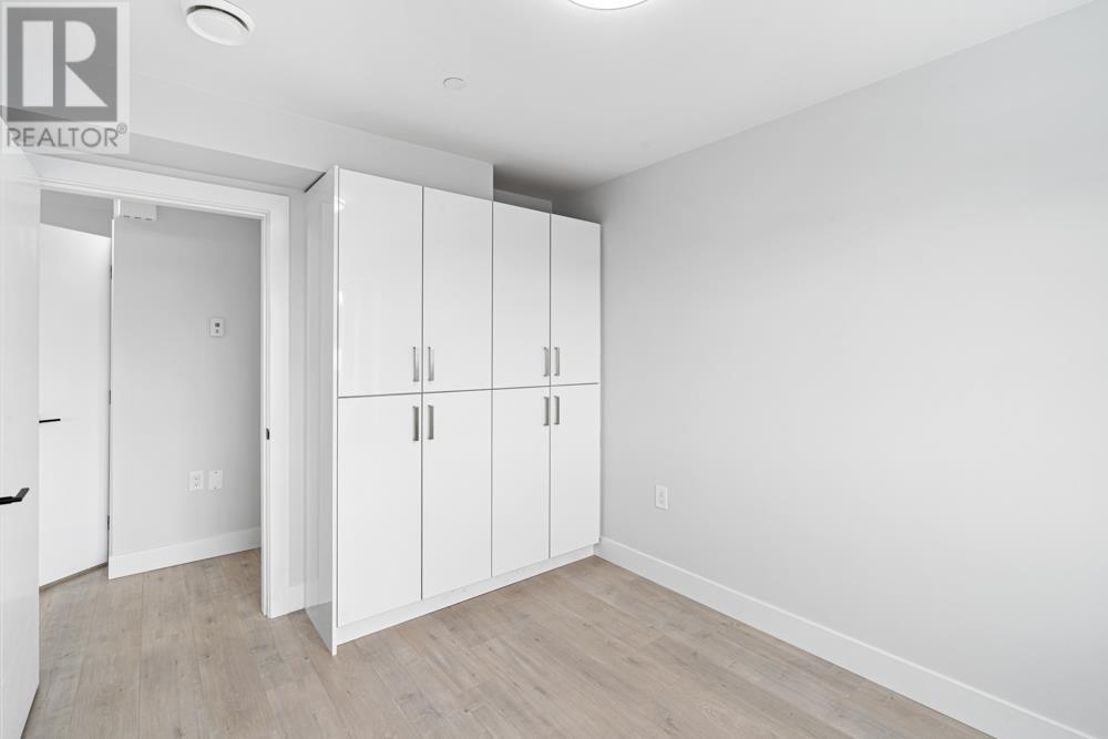 6751 Knight Street Property Photo 16