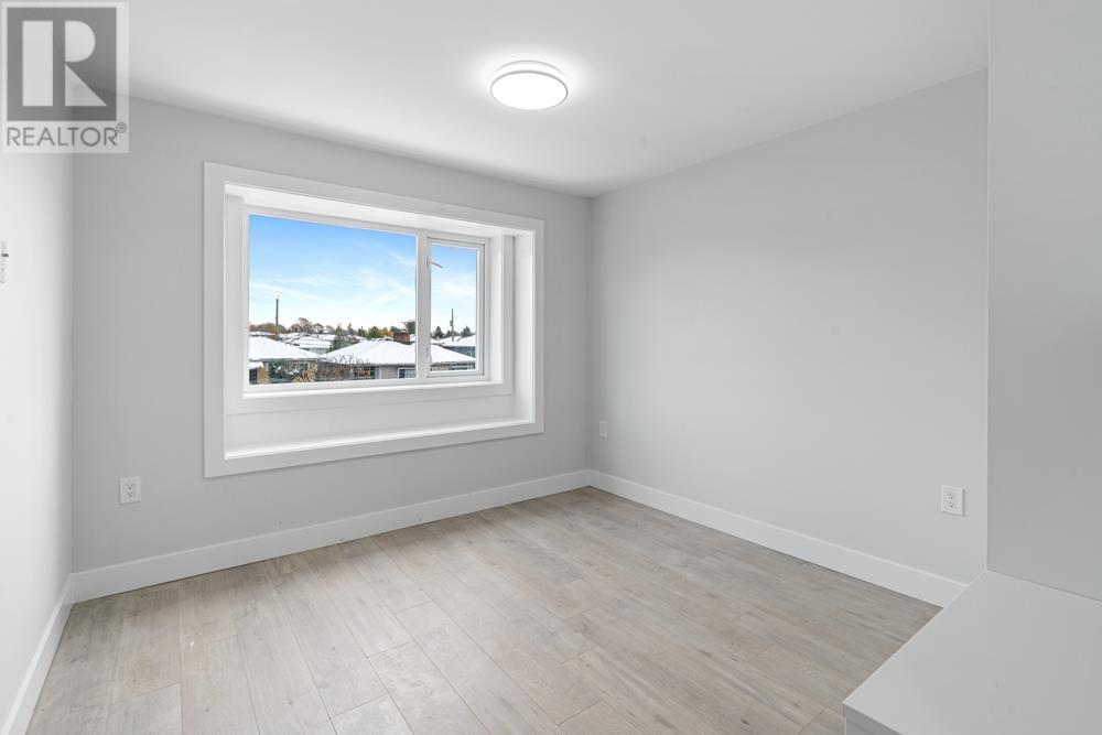 6751 Knight Street Property Photo 19
