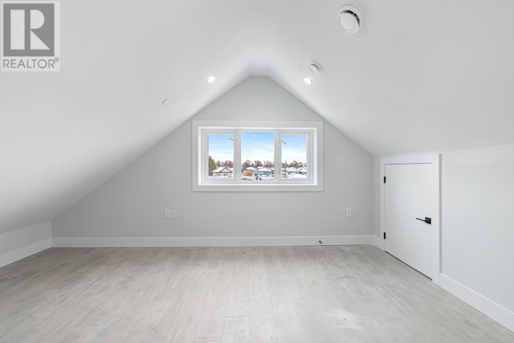 6751 Knight Street Property Photo 21