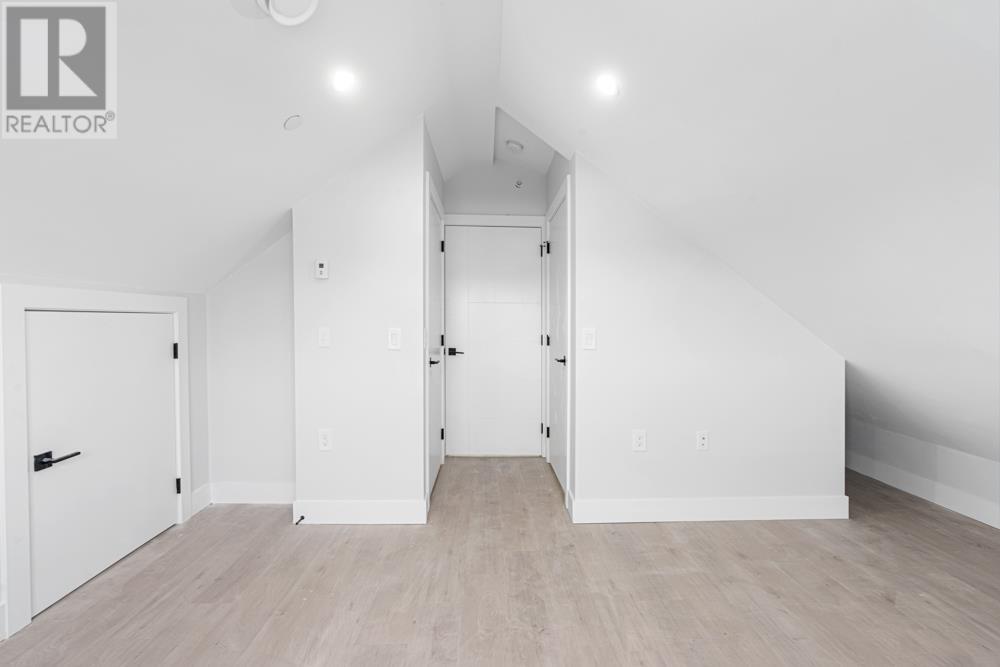 6751 Knight Street Property Photo 23