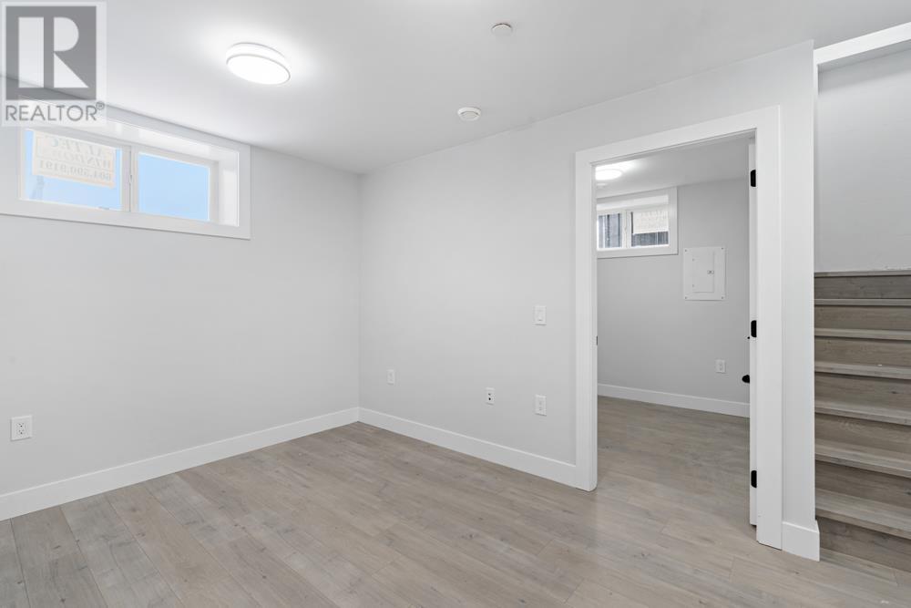 6751 Knight Street Property Photo 33