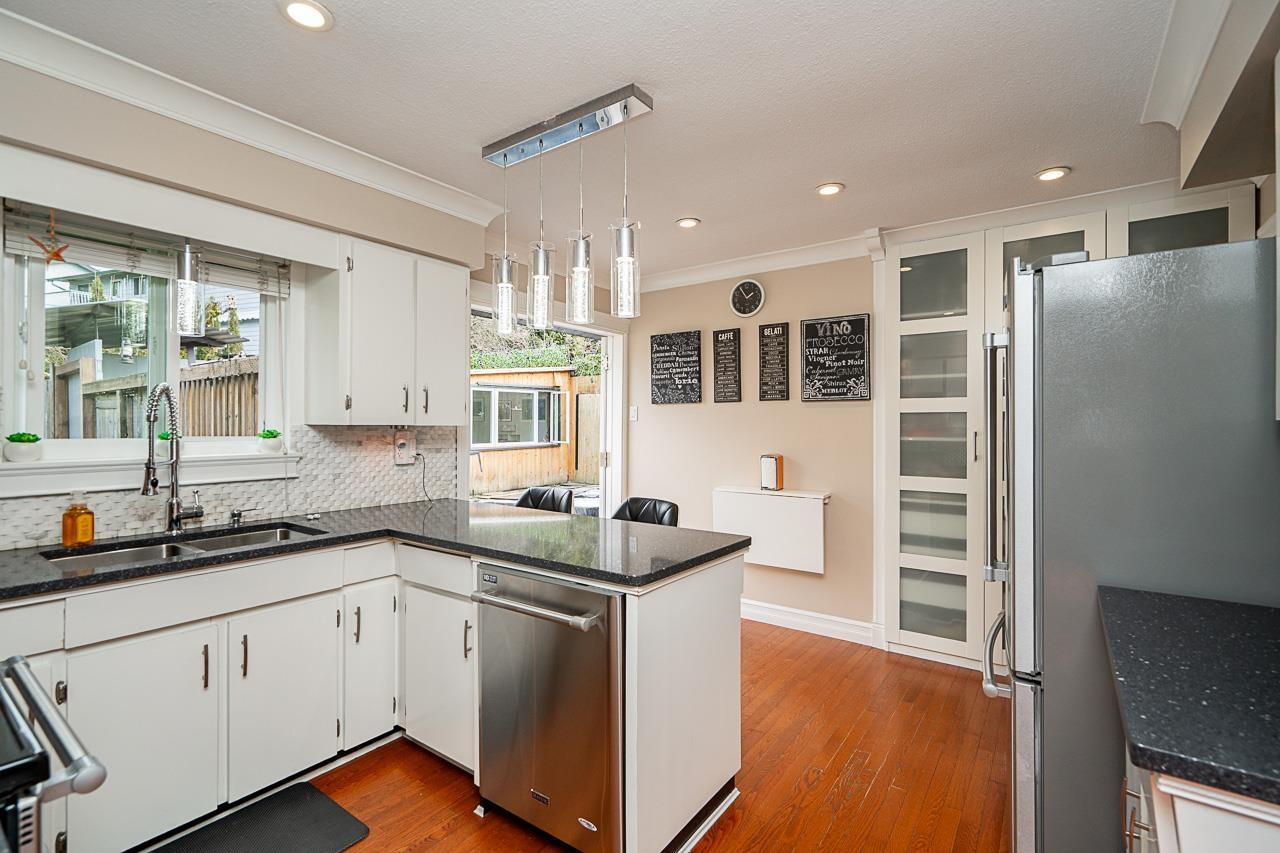 11368 Alpen Place Property Photo 10
