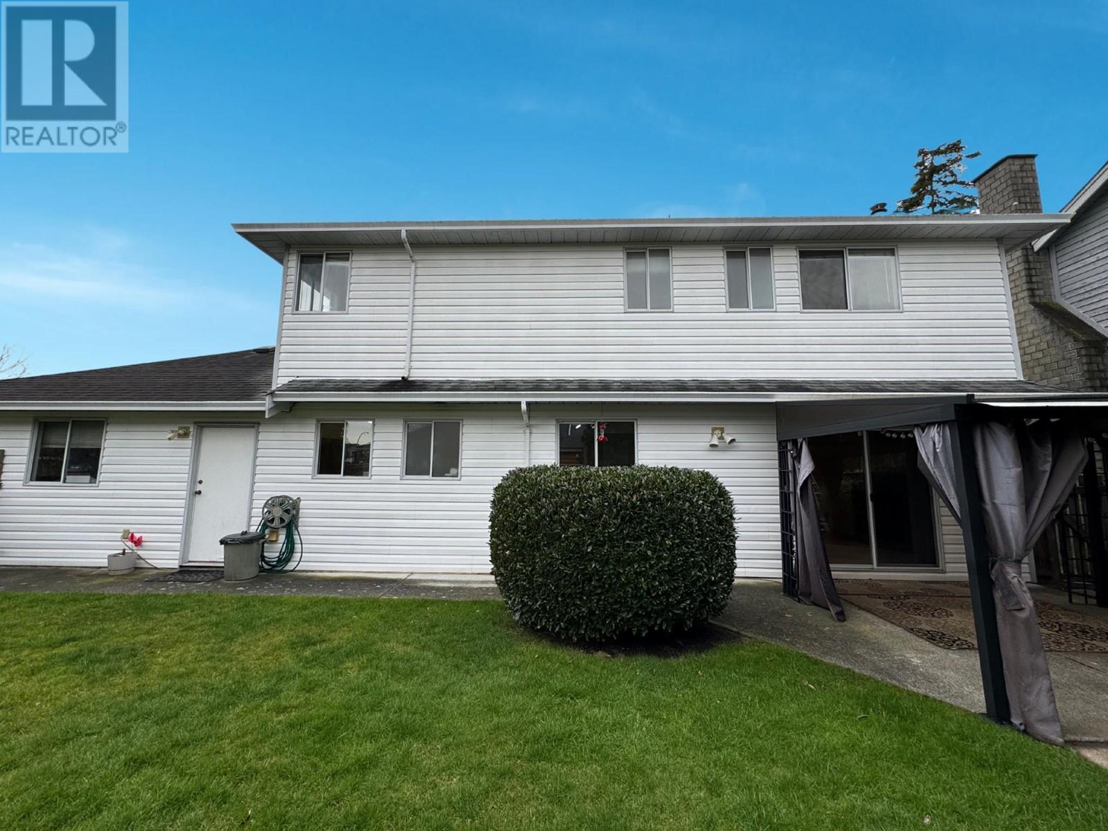 5595 Dowler Road Property Photo 8