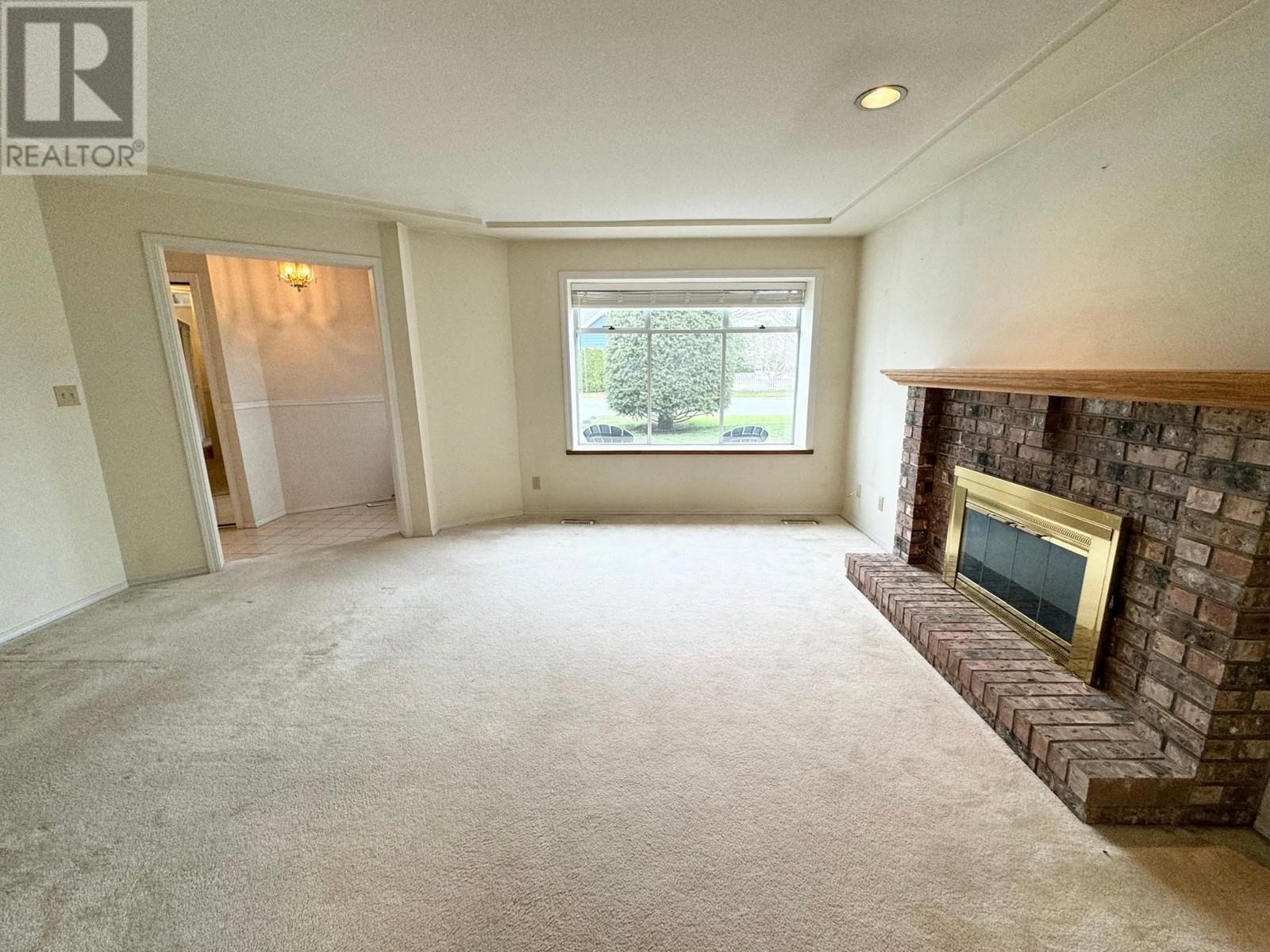 5595 Dowler Road Property Photo 13