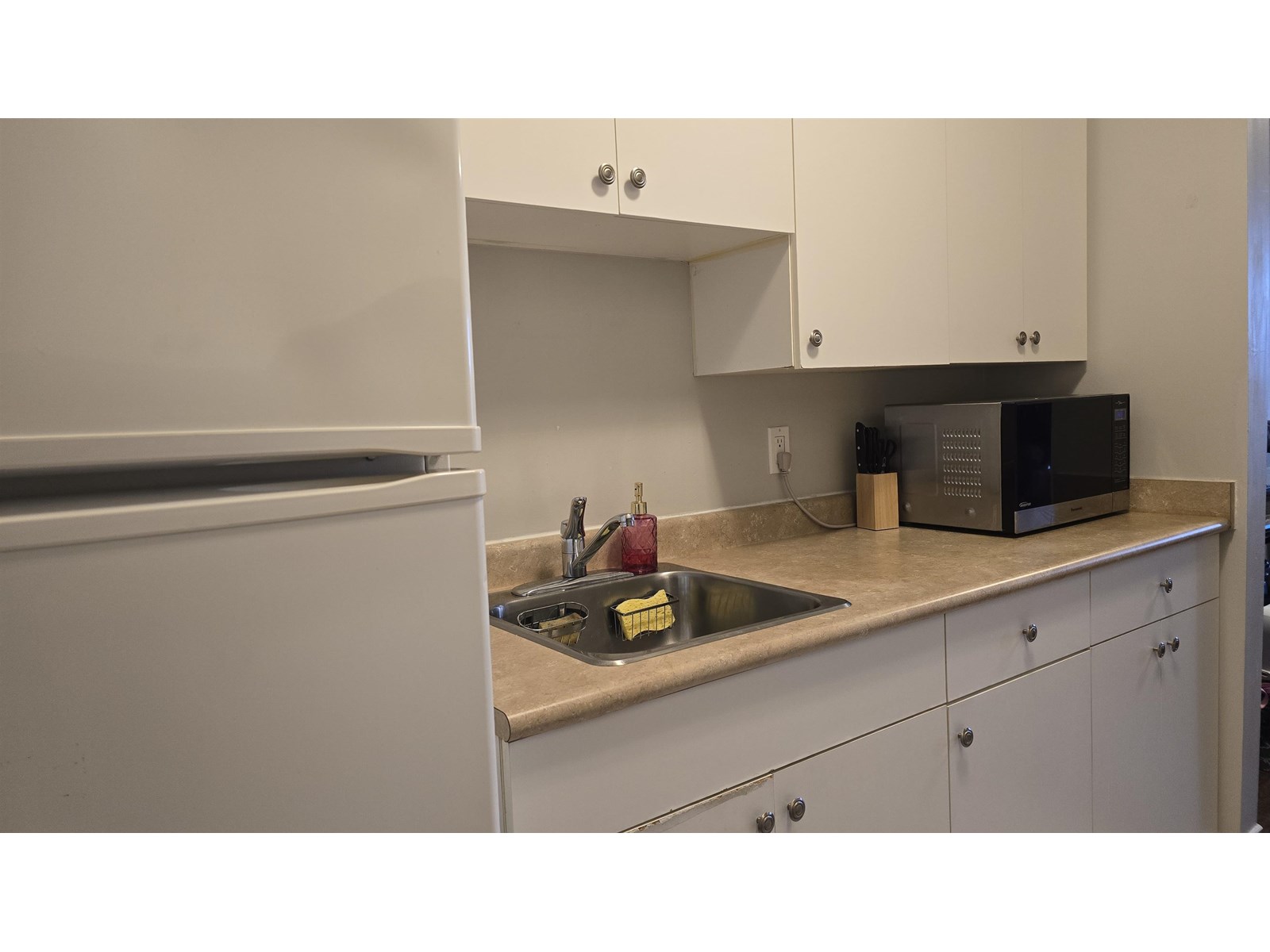 73 17712 60 Avenue Property Photo 7