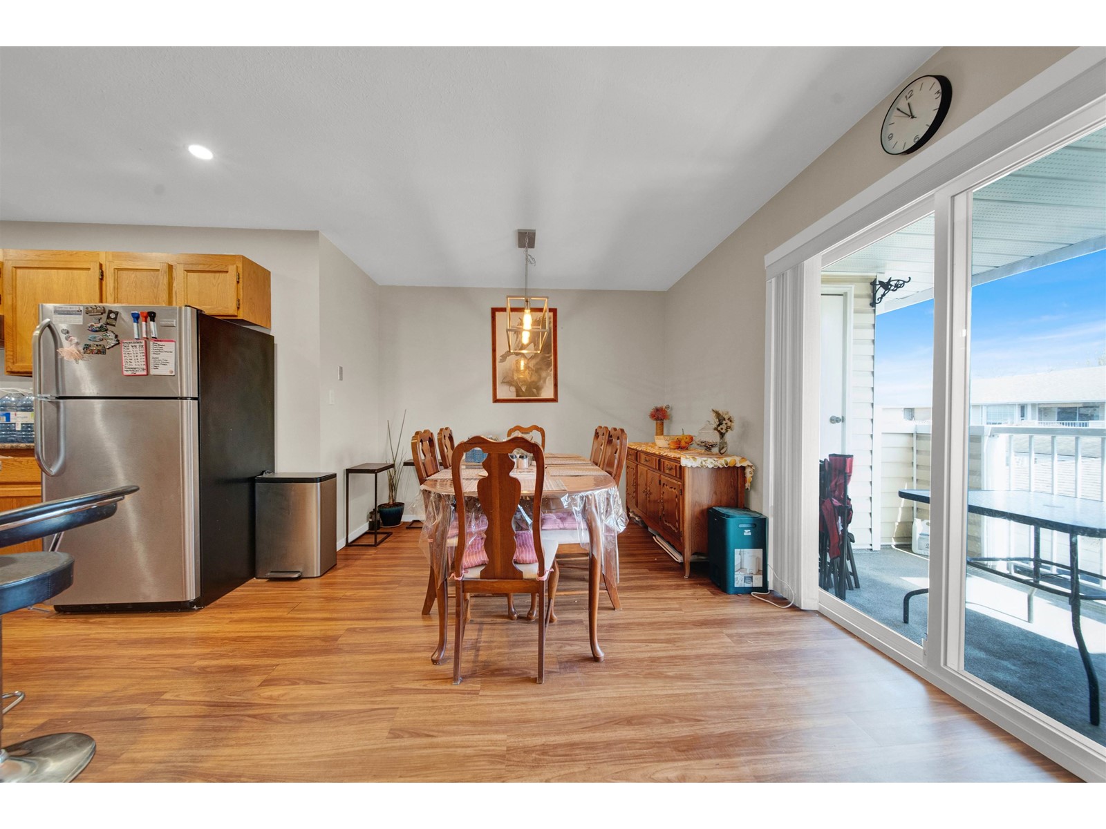 232 5641 201 Street Property Photo 6