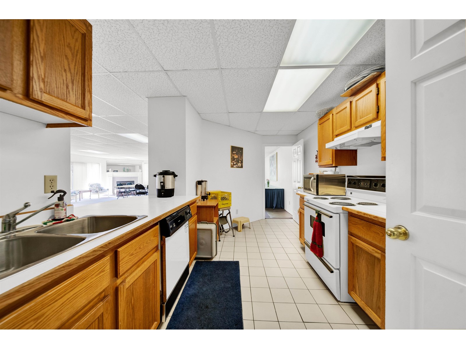 232 5641 201 Street Property Photo 20