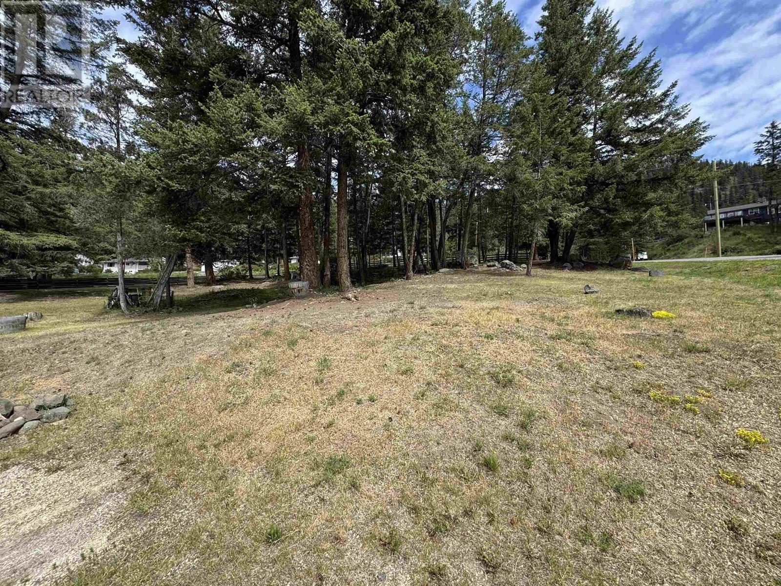 2426 Bellevue Drive Property Photo 5