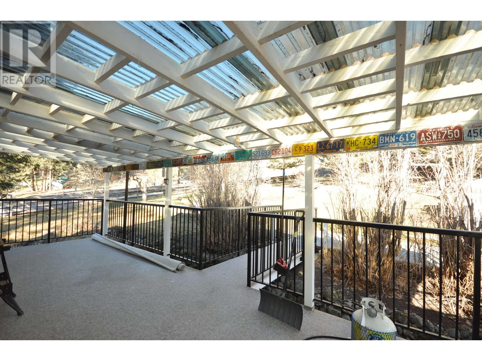 2426 Bellevue Drive Property Photo 24