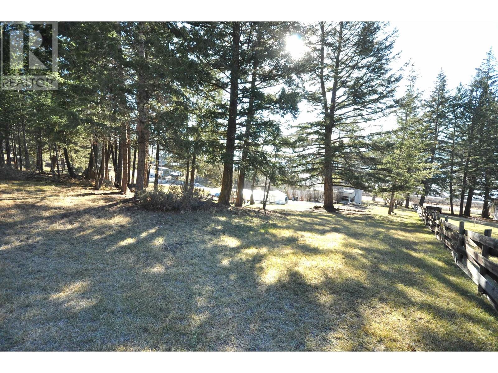 2426 Bellevue Drive Property Photo 26