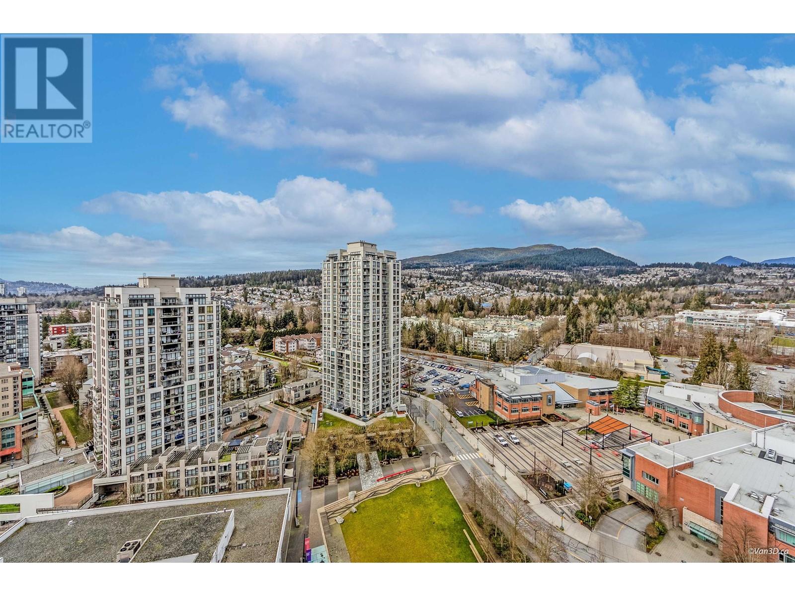 2208 3007 Glen Drive Property Photo 2