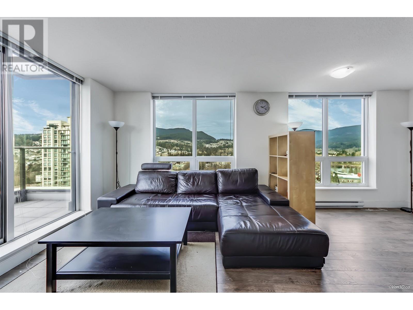 2208 3007 Glen Drive Property Photo 11