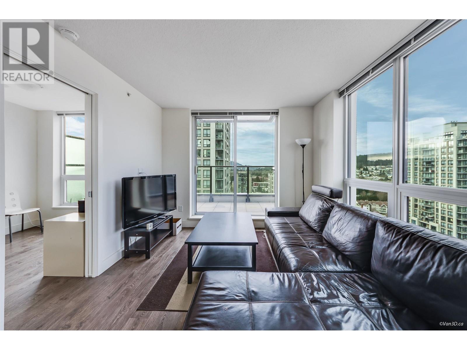 2208 3007 Glen Drive Property Photo 12