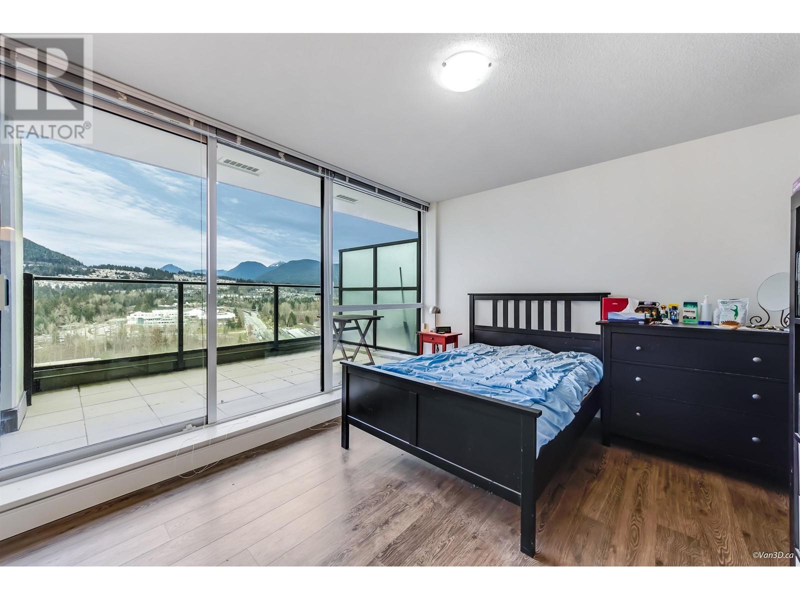 2208 3007 Glen Drive Property Photo 13