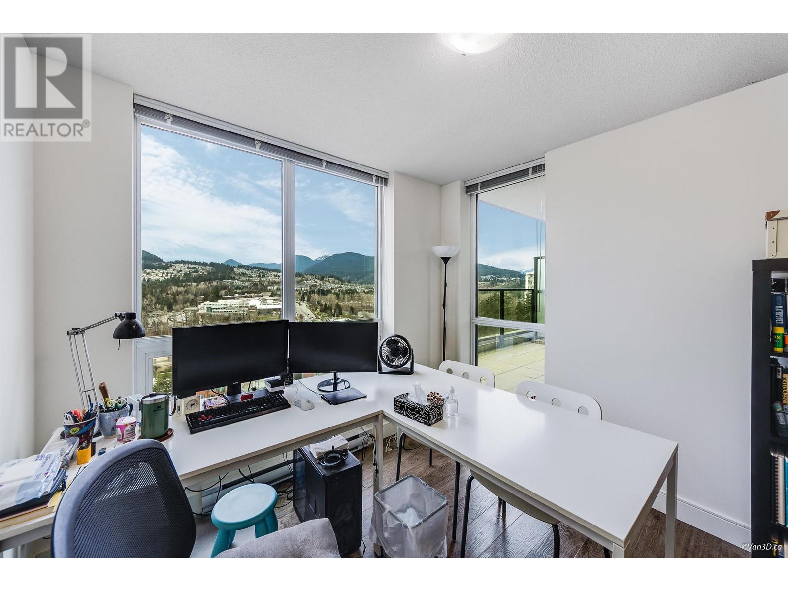 2208 3007 Glen Drive Property Photo 17