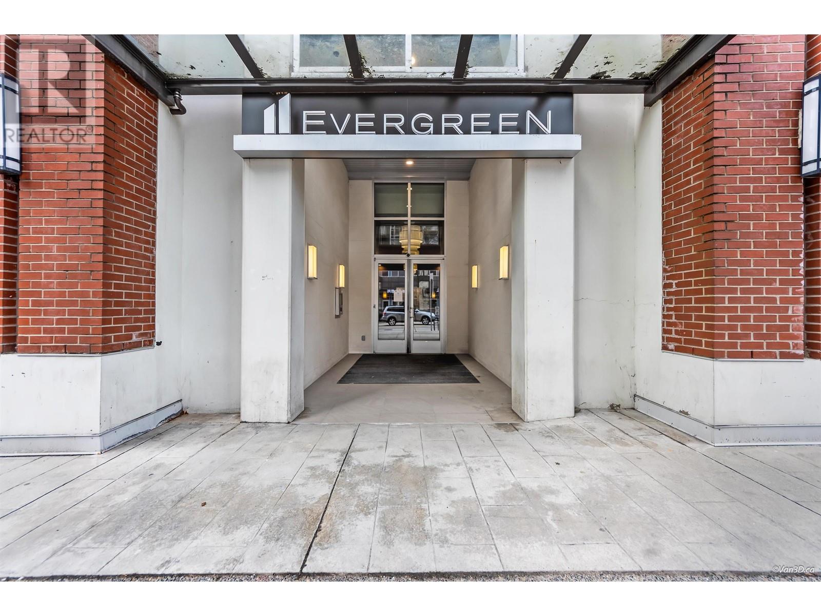 2208 3007 Glen Drive Property Photo 25