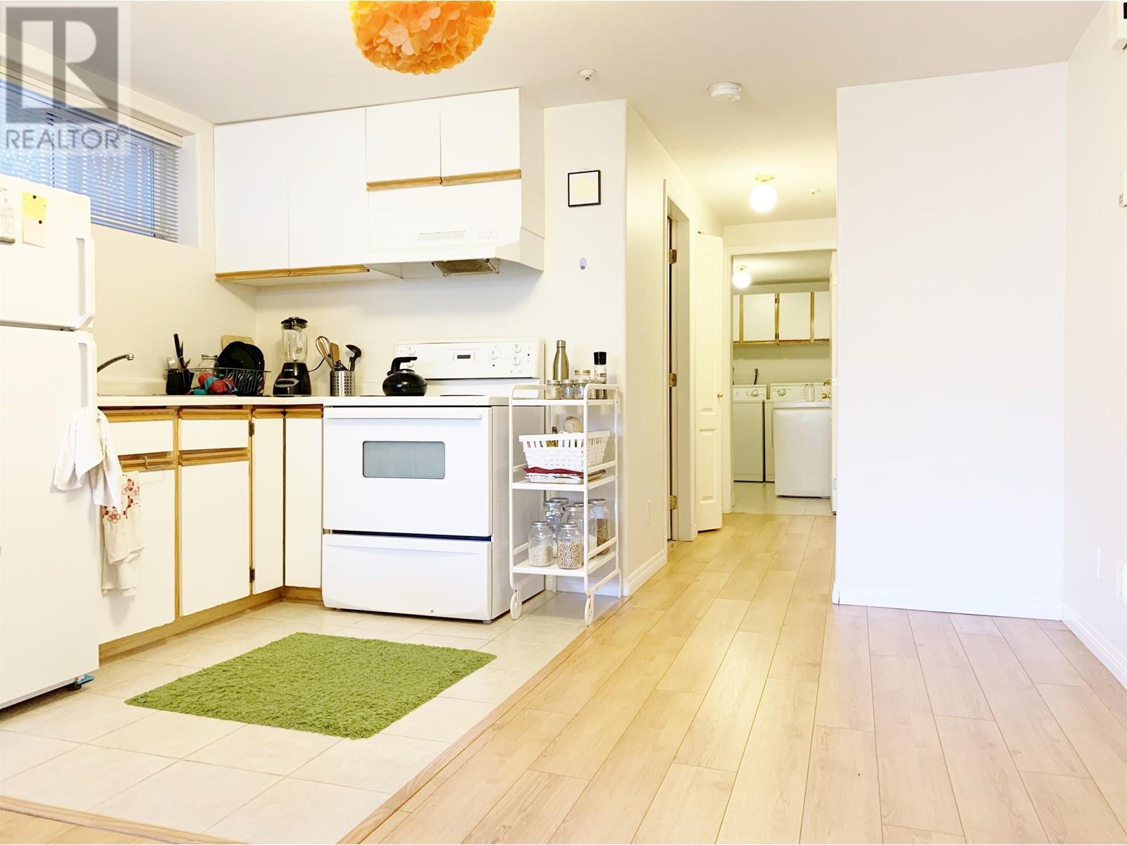 3360 Price Street Property Photo 23