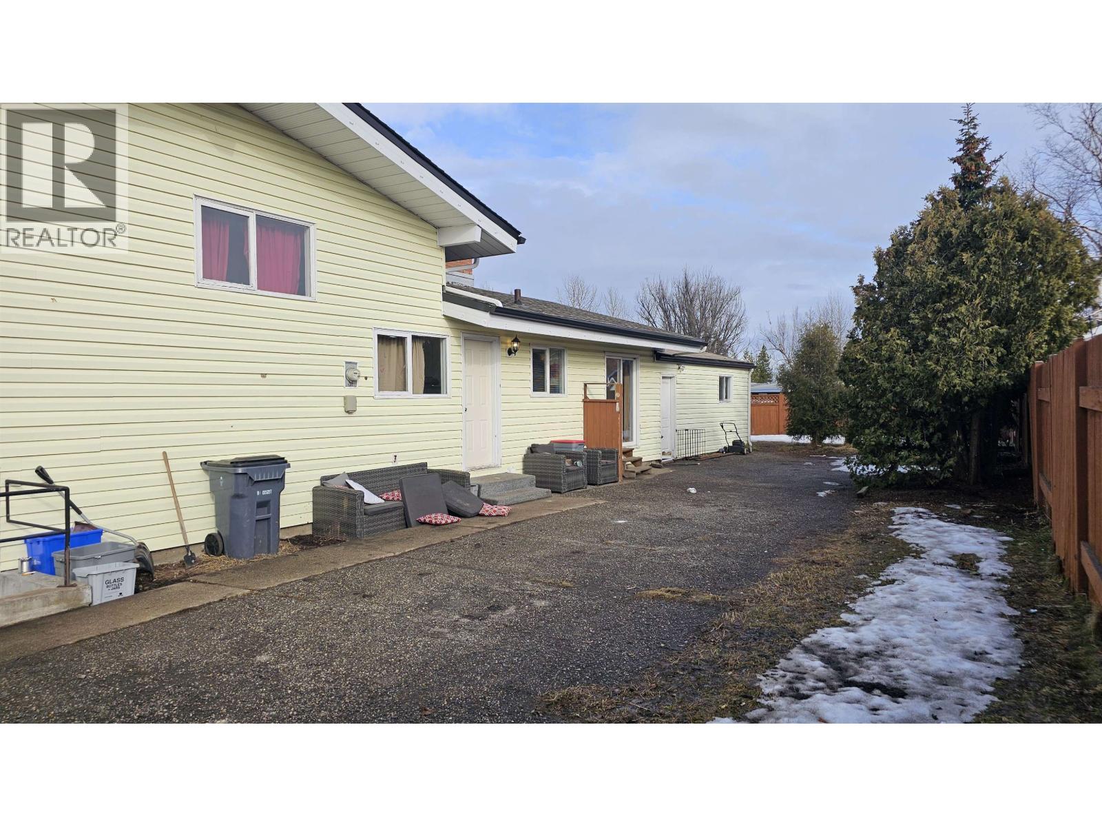 1207 Garvin Street Property Photo 6