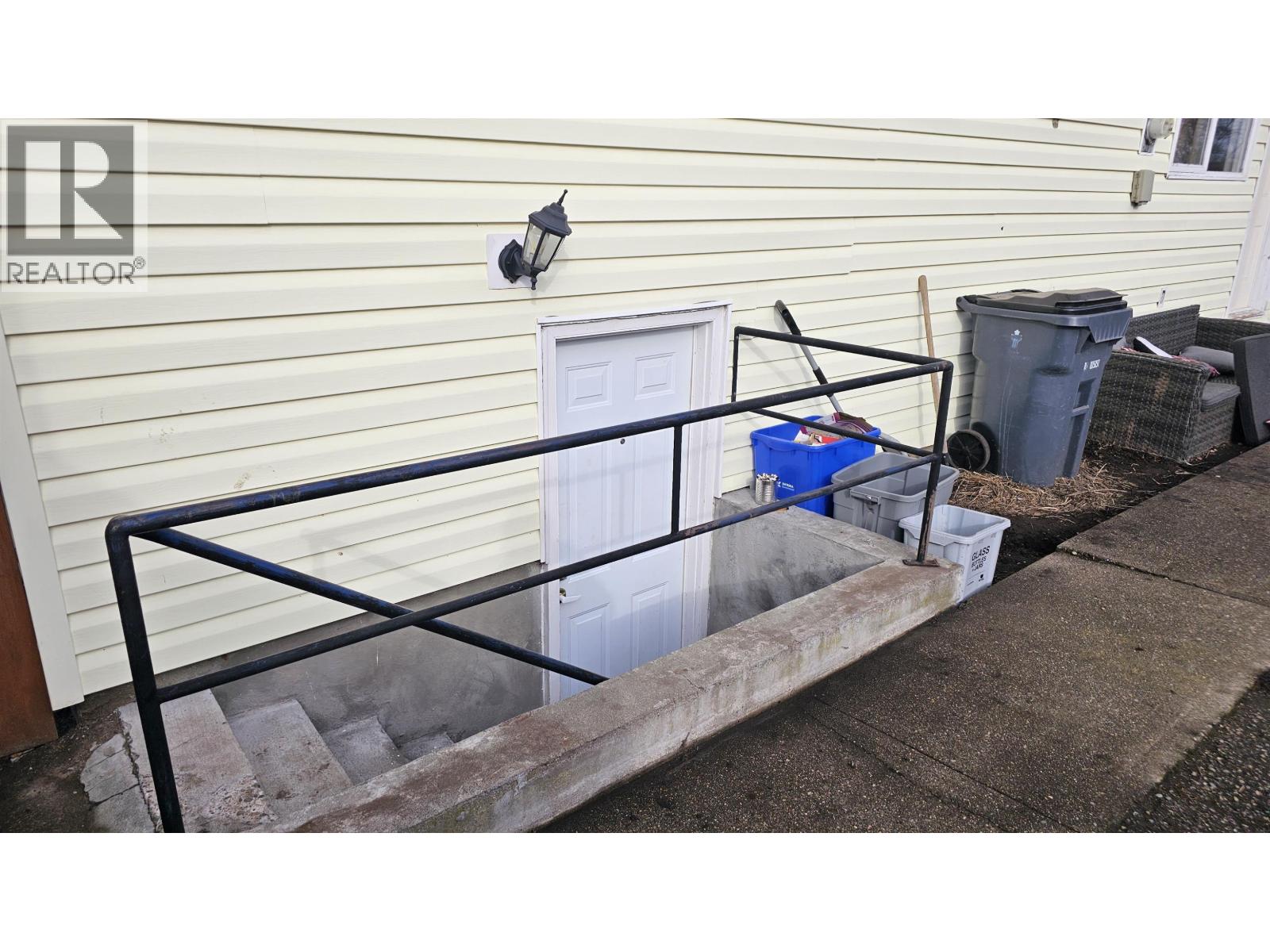 1207 Garvin Street Property Photo 8