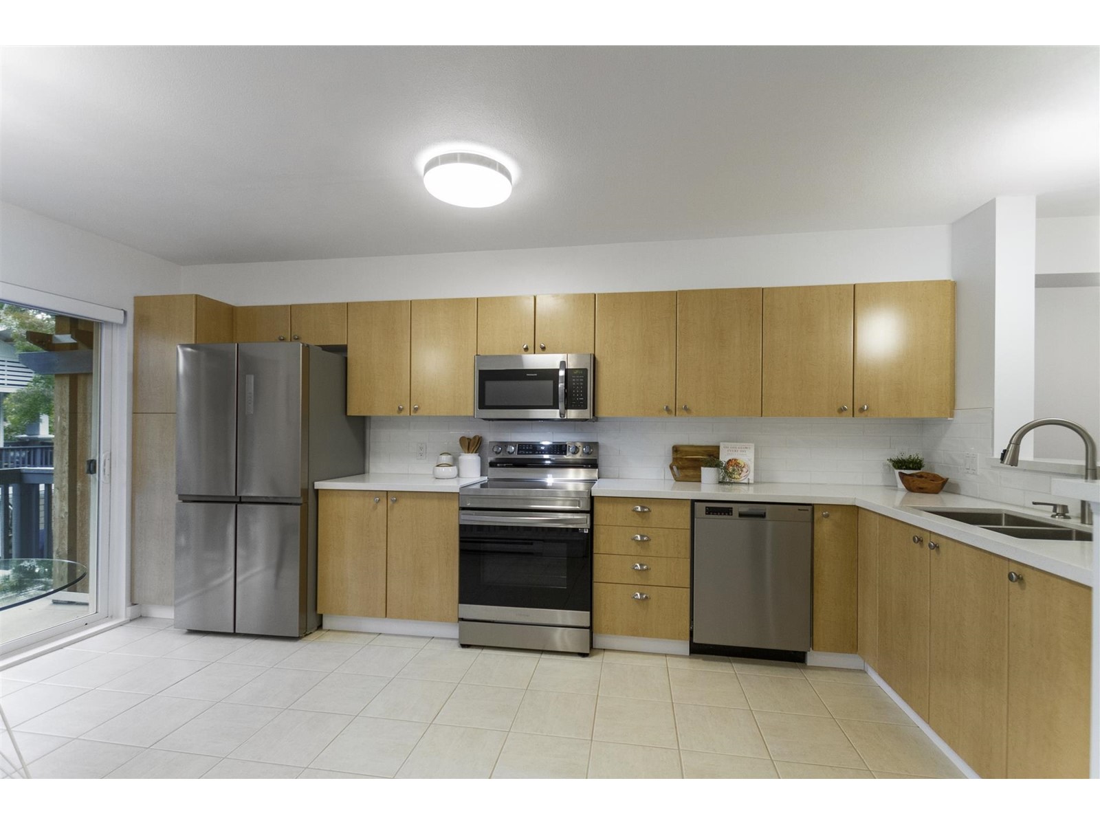 84 15233 34 Avenue Property Photo 9