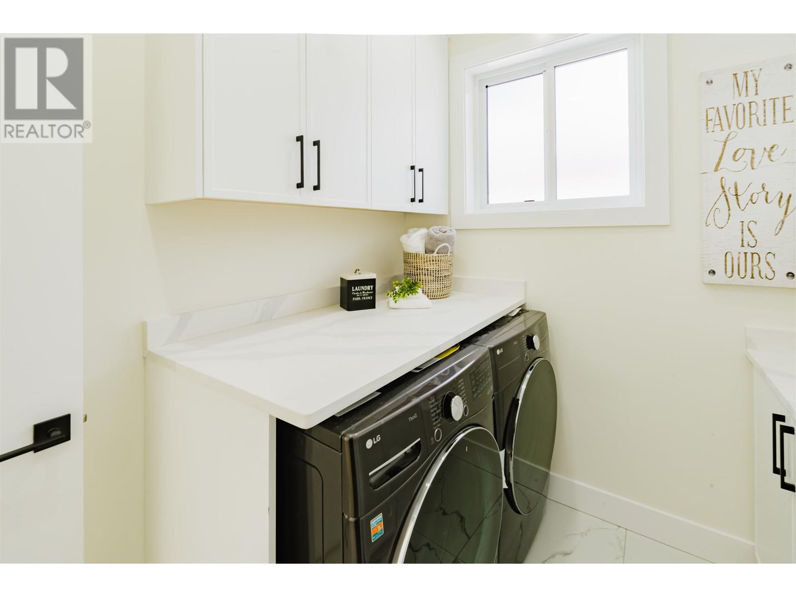 2265 Monashee Court Property Photo 27