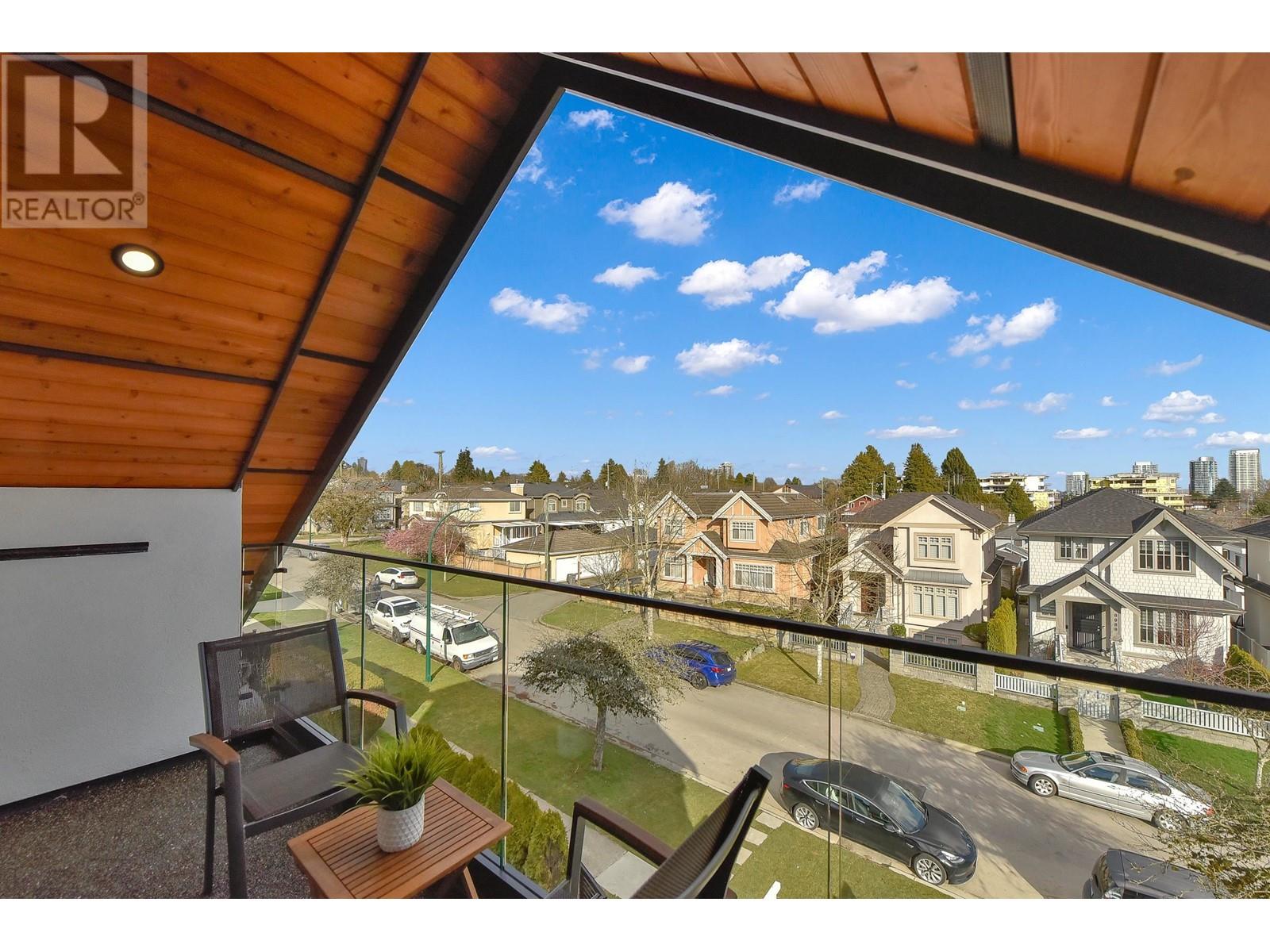 1 8079 Selkirk Street Property Photo 27