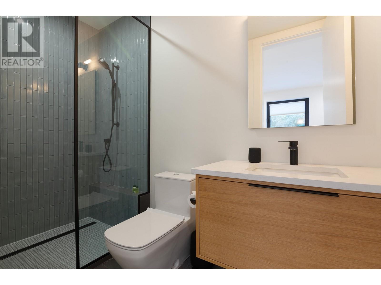 7409 Treetop Lane Property Photo 24