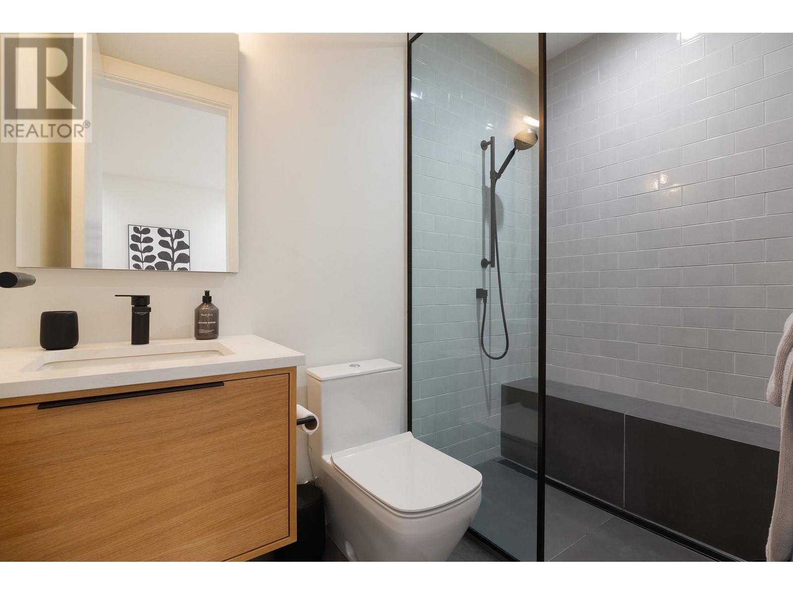 7409 Treetop Lane Property Photo 26