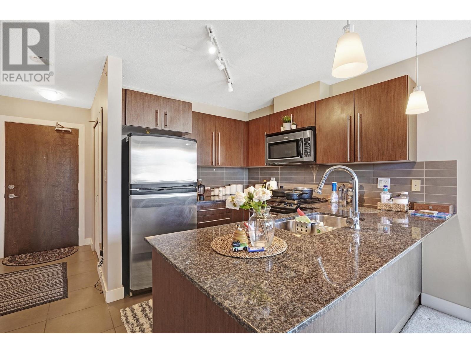 506 4888 Brentwood Drive Property Photo 5