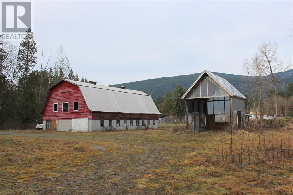 508 Pratt Road Property Photo 2