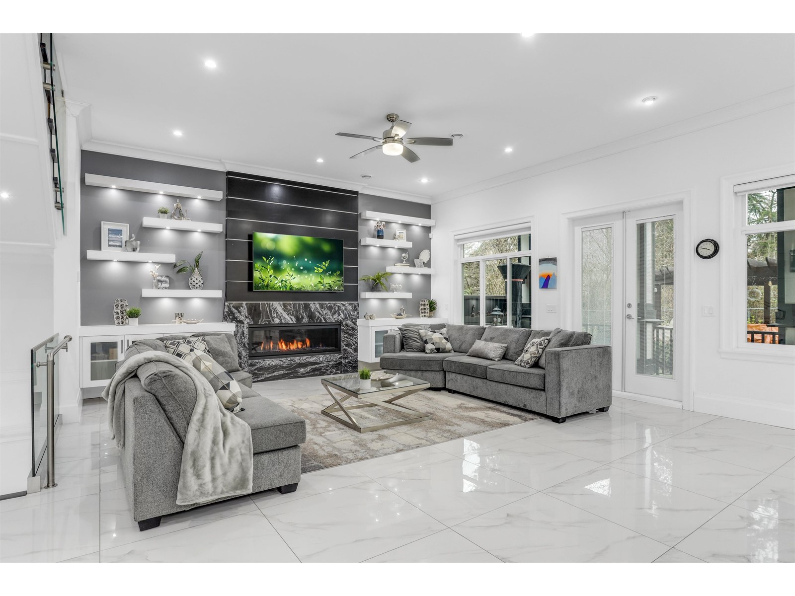 7869 167 Street Property Photo 11