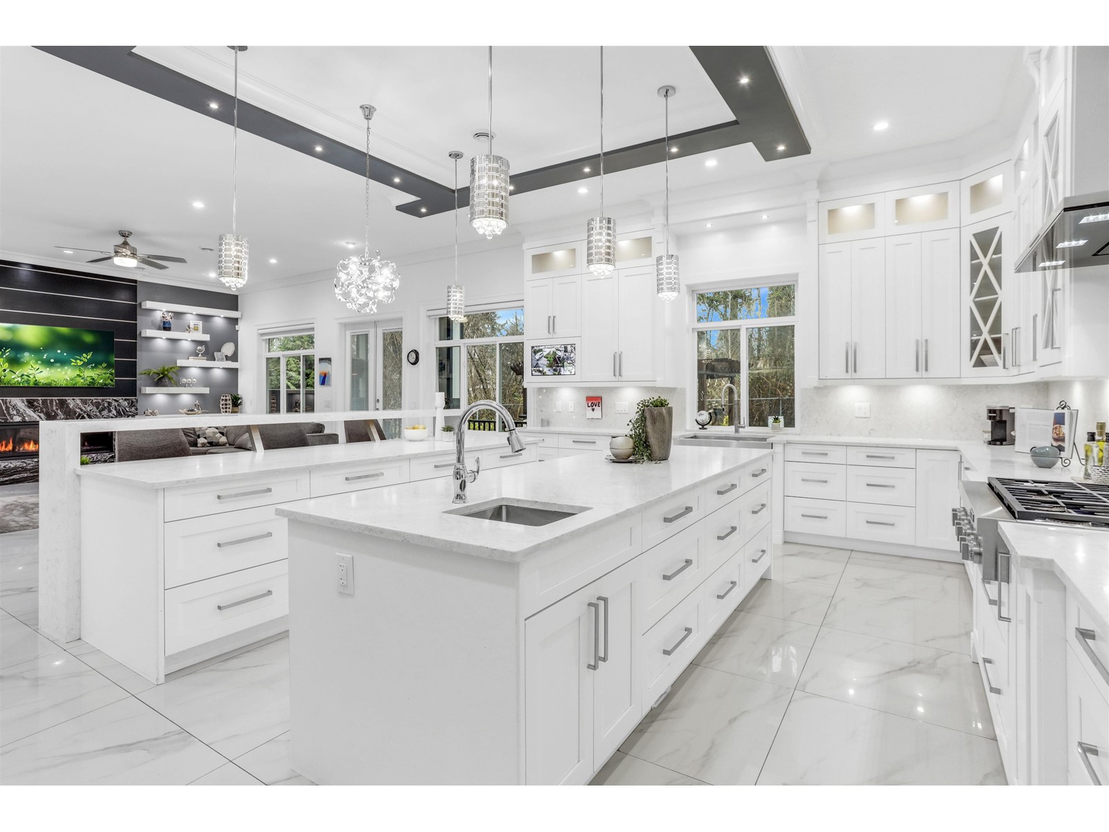 7869 167 Street Property Photo 19