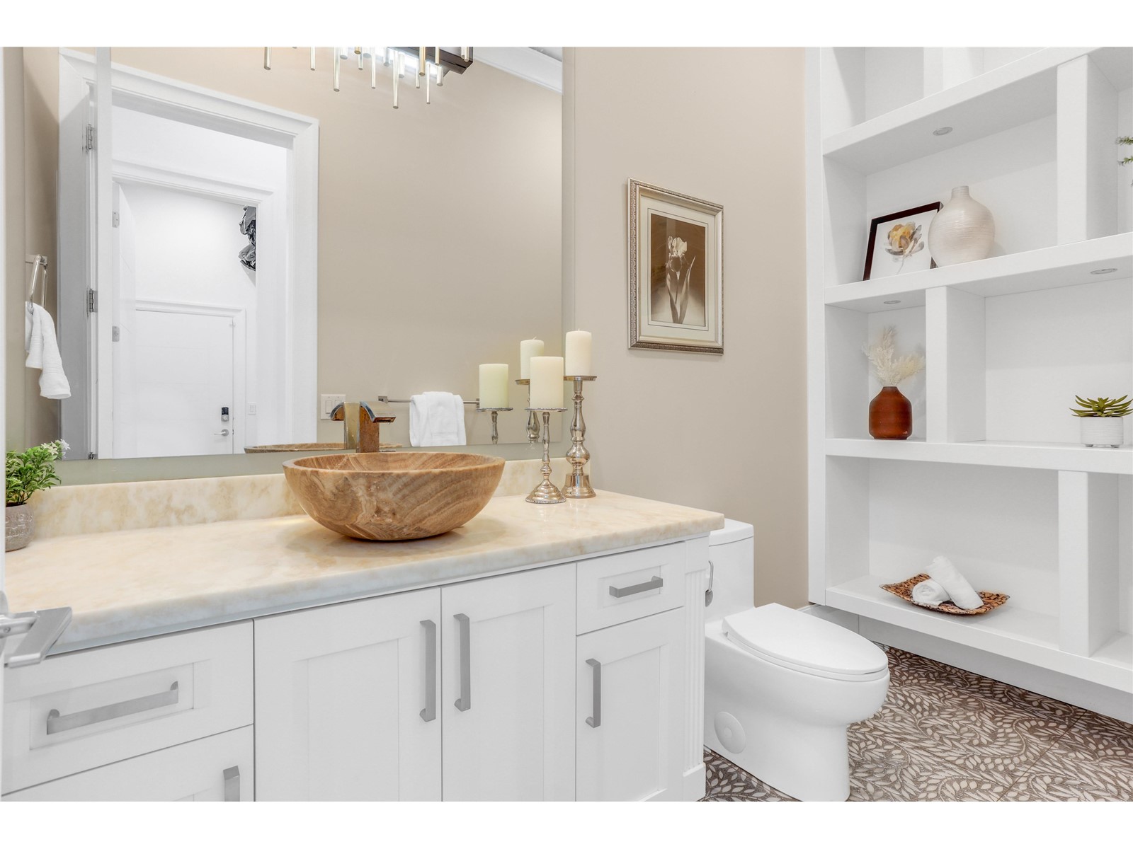 7869 167 Street Property Photo 21