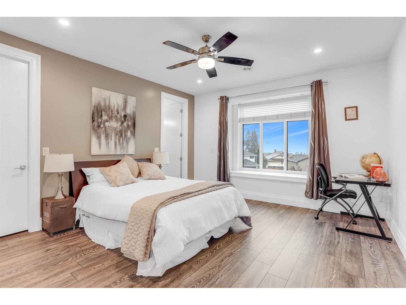 7869 167 Street Property Photo 28