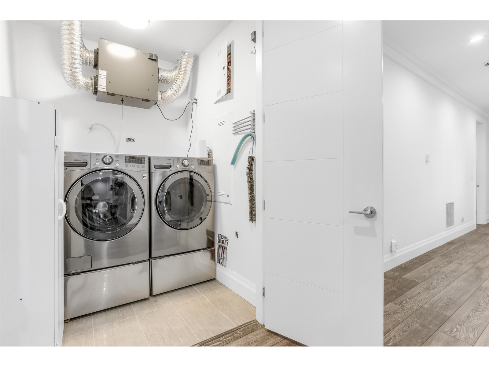 7869 167 Street Property Photo 30