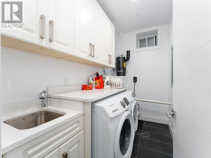 8068 Haig Street Property Photo 21