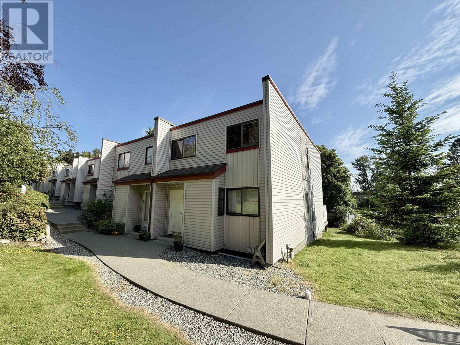 6762 Kneale Place Property Photo 1