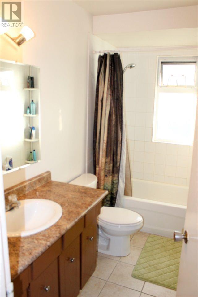 6762 Kneale Place Property Photo 12