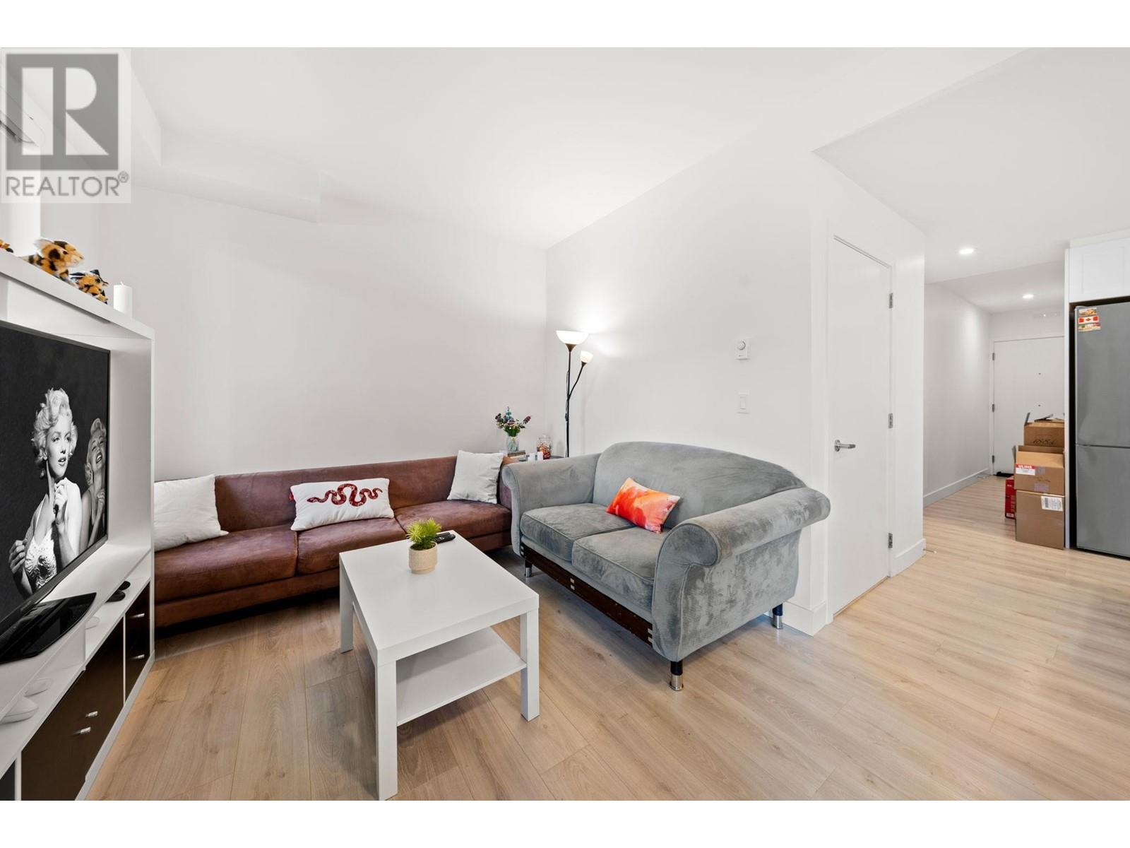 105 2688 Duke Street Property Photo 5