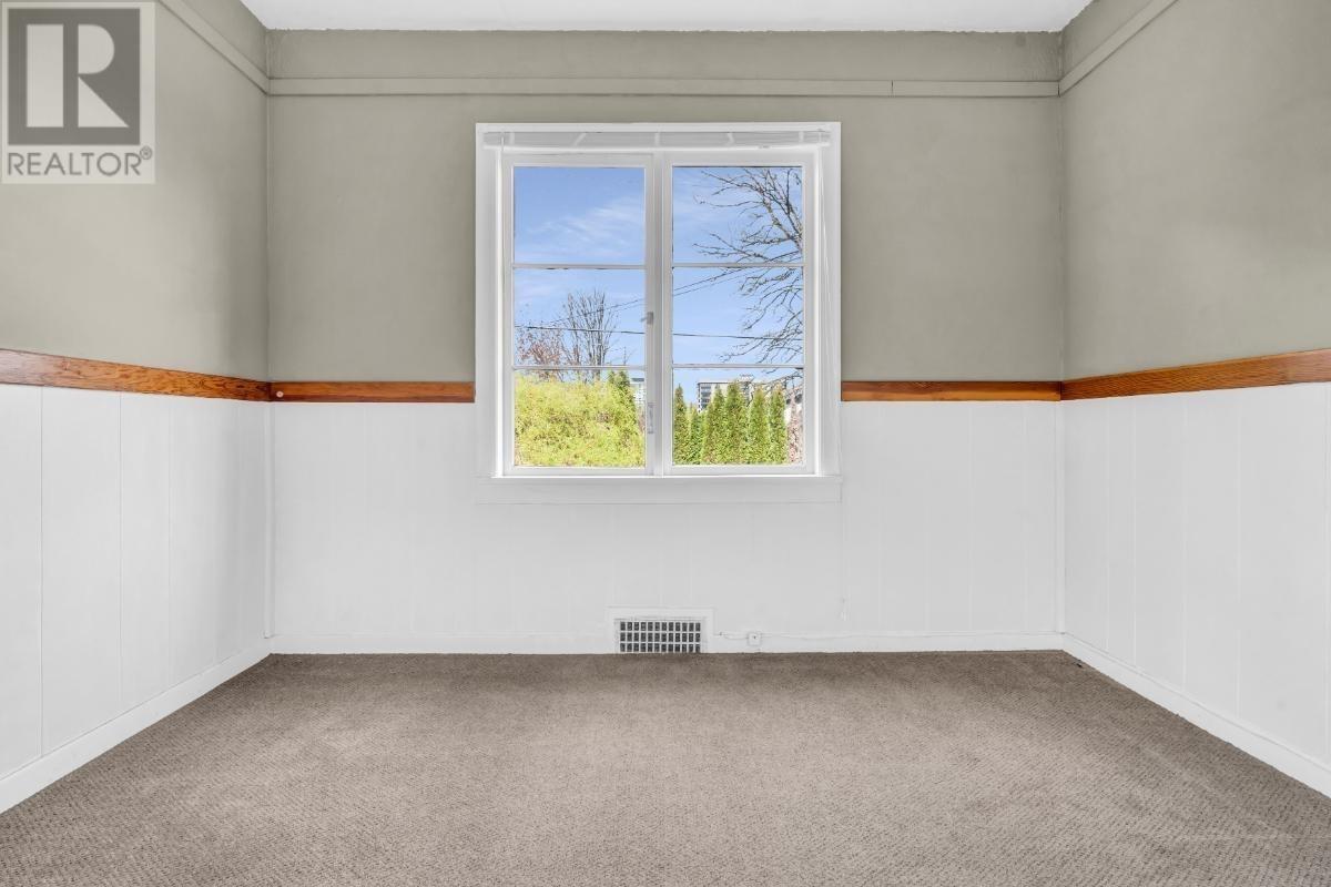 1775 Cedar Crescent Property Photo 19