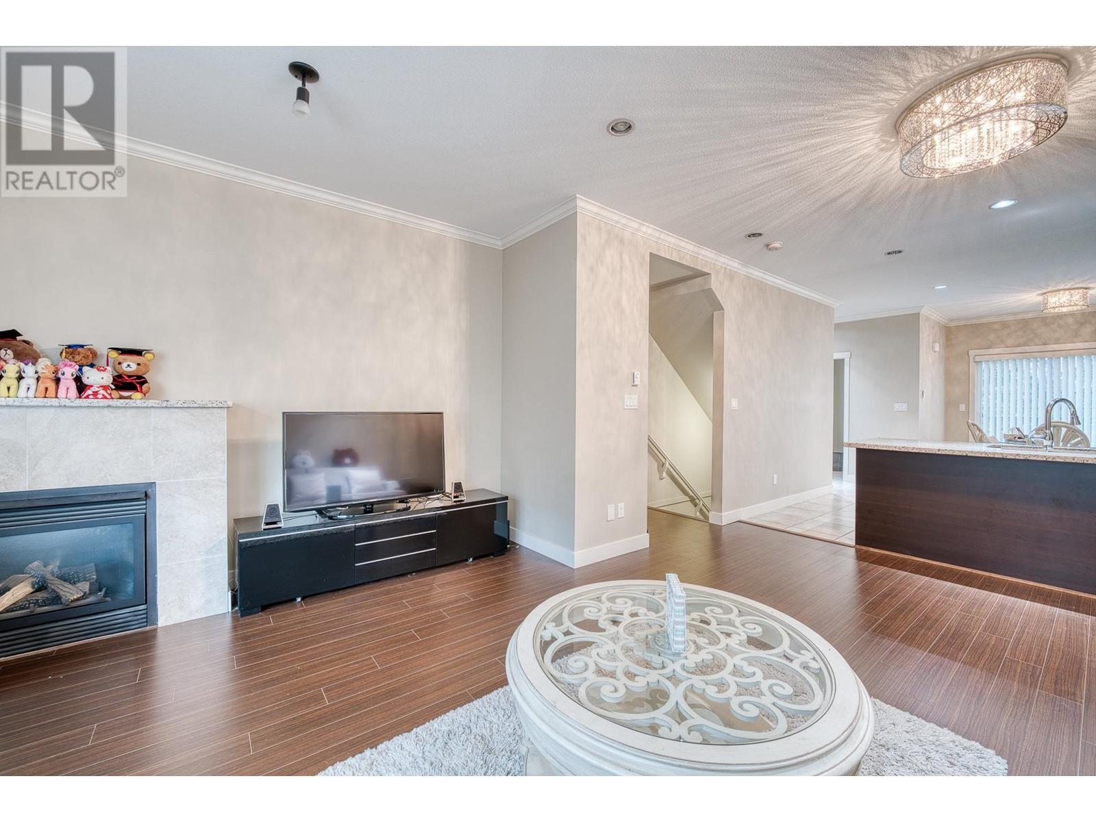 20 7051 Ash Street Property Photo 6