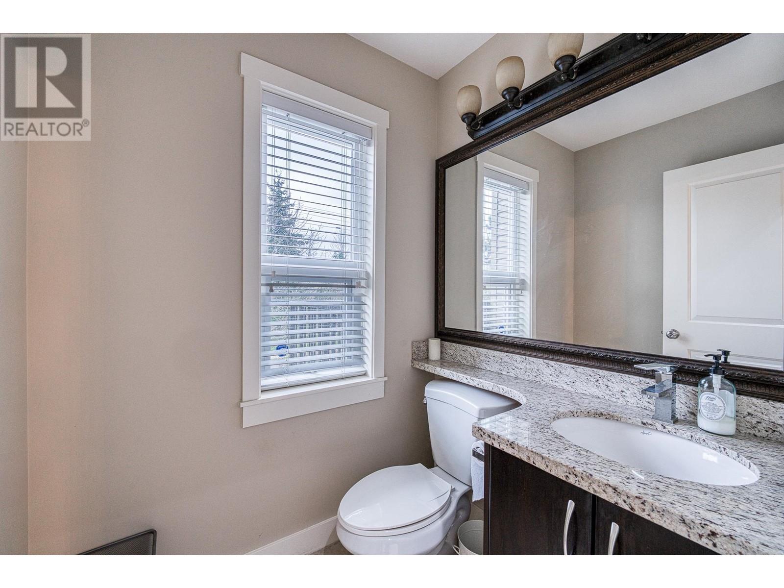 20 7051 Ash Street Property Photo 13
