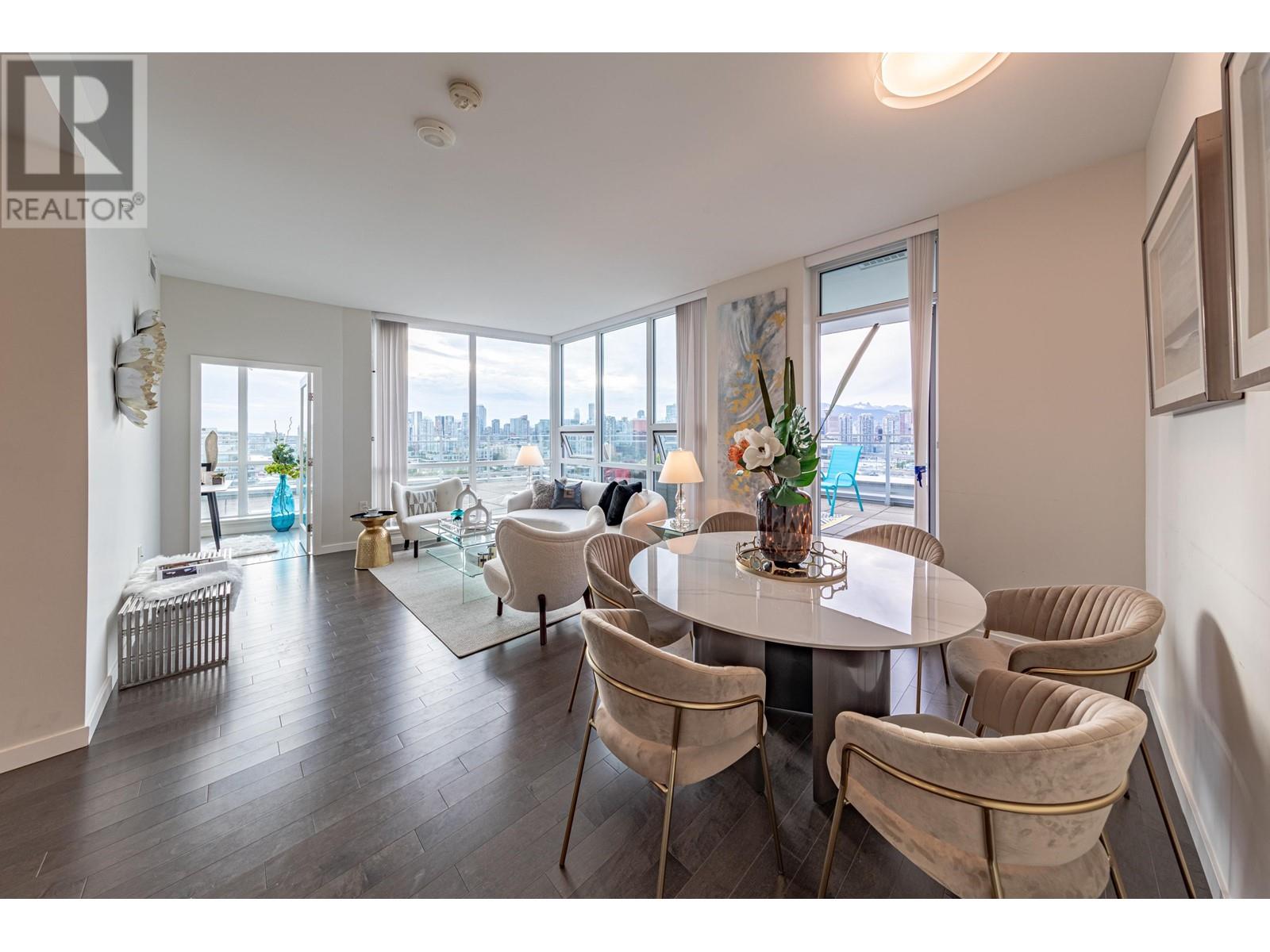 1703 1708 Ontario Street Property Photo 6