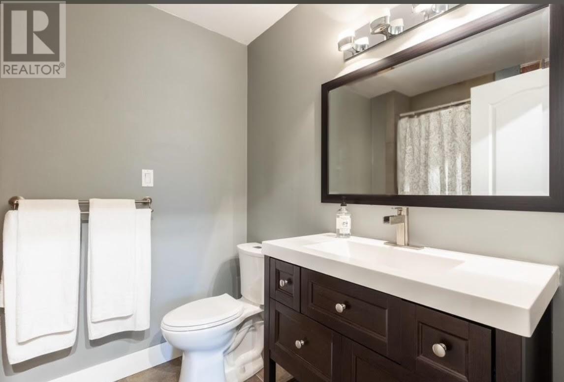 6059 49b Avenue Property Photo 16