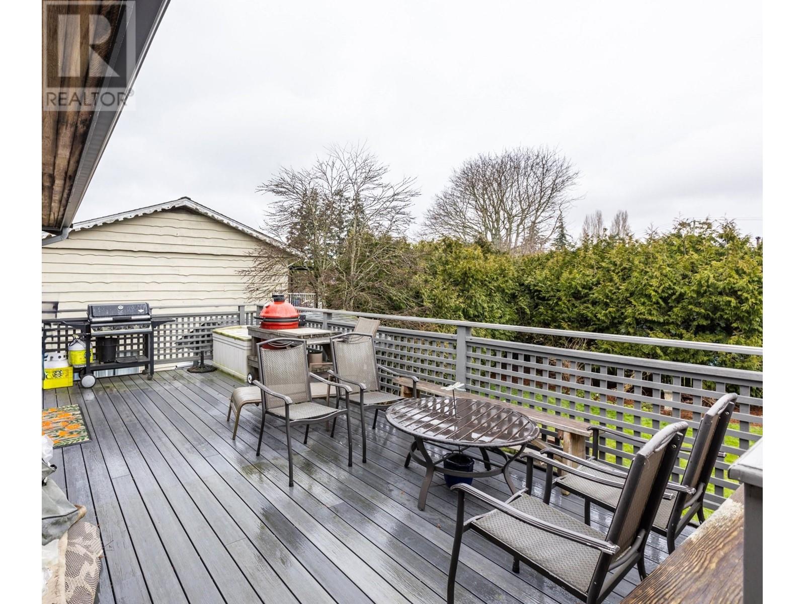 6059 49b Avenue Property Photo 25